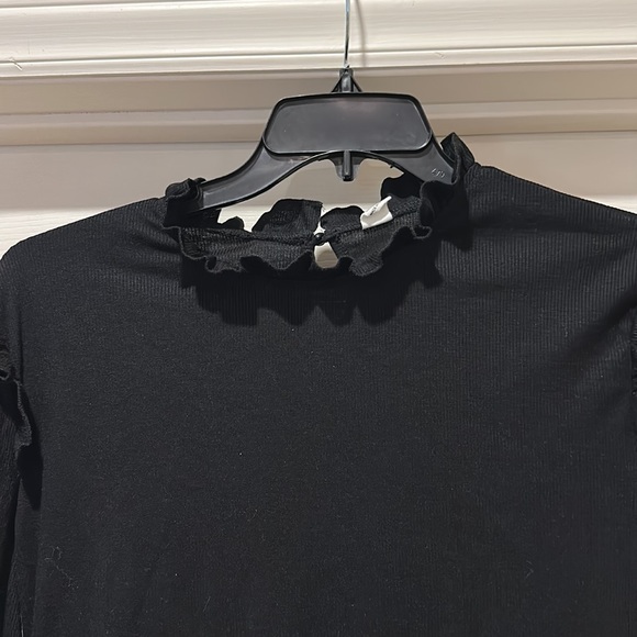 Ladies XL Black Top - Picture 3 of 8